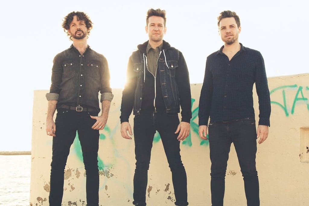 ESKIMO JOE - 20 YEARS OF BLACK FINGERNAILS RED WINE - 2nd Show